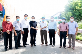 Bí thư Tỉnh ủy Lê Hồng Quang thăm các chốt kiểm soát dịch COVID-19 huyện Chợ Mới