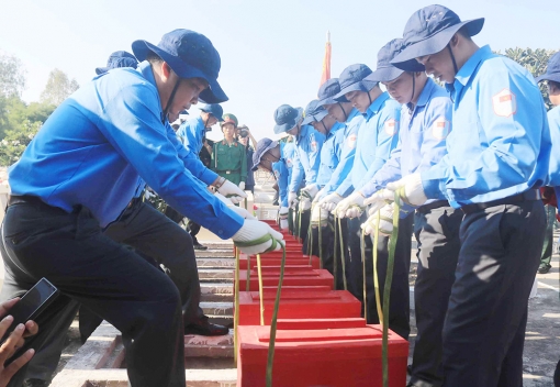 Huy động “tổng lực” vào quá trình tìm kiếm, quy tập hài cốt liệt sĩ