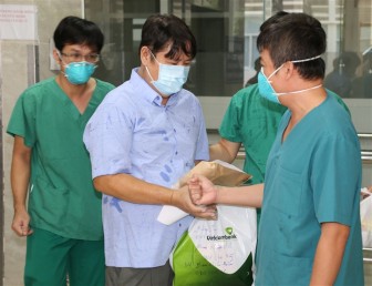 Thêm gần 2.000 bệnh nhân COVID-19 tại TP.HCM được xuất viện