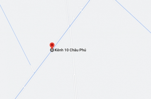 Sụt, lún mái ta-luy mặt đê bờ Nam kênh 10 Châu Phú