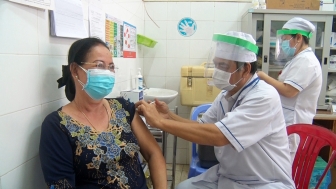 Tri Tôn triển khai tiêm vaccine phòng COVID-19 đợt 3