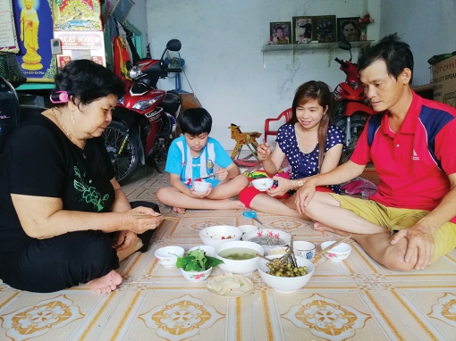 Hãy ở nhà để cùng chống dịch!