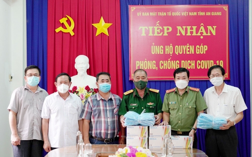Tiếp nhận nguồn lực ủng hộ Quỹ Phòng, chống dịch COVID-19 tỉnh An Giang