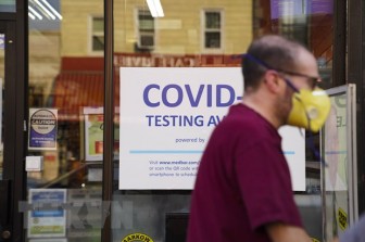 "Bóng ma" COVID-19 ám ảnh New York khi số ca nhiễm mới tăng vọt