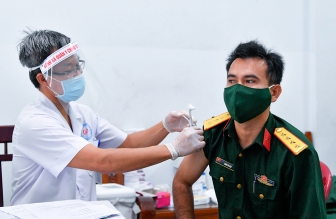 Hơn 1.000 cán bộ, chiến sĩ Bộ Chỉ huy Quân sự tỉnh An Giang được tiêm vaccine phòng COVID-19 mũi 2