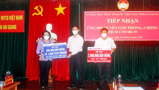 UBMTTQVN tỉnh An Giang tiếp nhận 3,3 tỷ đồng ủng hộ quyên góp Quỹ Phòng, chống dịch COVID-19