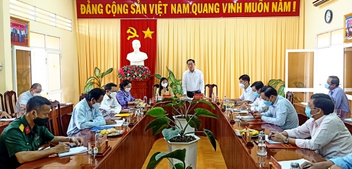 Phó Chủ tịch UBND tỉnh An Giang Trần Anh Thư kiểm tra công tác phòng, chống dịch bệnh COVID-19 tại huyện Thoại Sơn