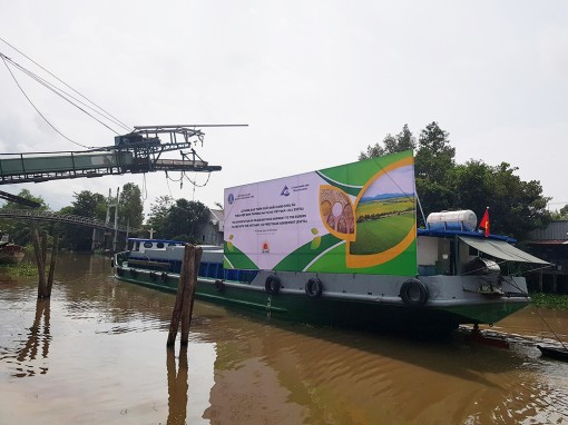 Tập đoàn Lộc Trời hỗ trợ tiêu thụ lúa