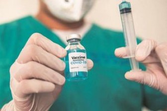 Việt Nam tuyển tình nguyện viên thử nghiệm vắc xin mRNA của Mỹ