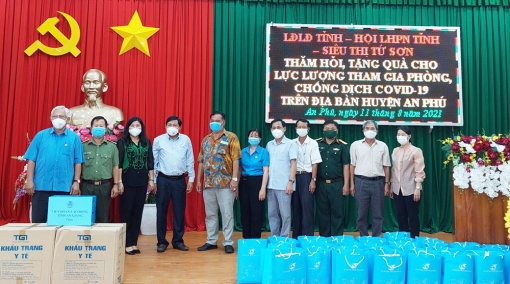 Liên đoàn Lao động, Hội Liên hiệp Phụ nữ tỉnh An Giang thăm, tặng quà cán bộ, chiến sĩ các chốt biên phòng huyện An Phú