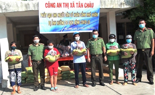 Tân Châu tăng cường đảm bảo an ninh trật tự và phòng, chống dịch COVID-19