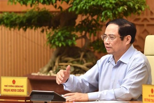 Thủ tướng: Nếu suôn sẻ trong tháng 9 sẽ có vaccine COVID-19 sản xuất trong nước