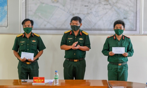Bộ Chỉ huy Quân sự tỉnh An Giang thăm, hỗ trợ gia đình cán bộ, chiến sĩ có hoàn cảnh đặc biệt khó khăn