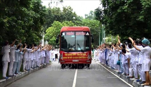 Đề nghị phong danh hiệu Liệt sỹ đối với cán bộ y tế tử vong khi chống dịch