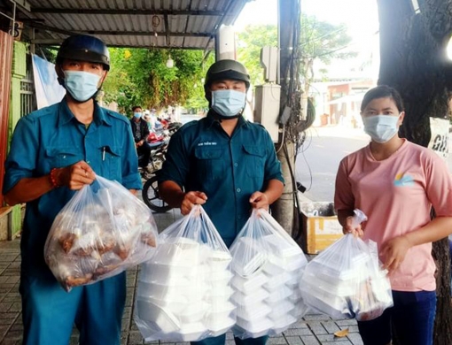 Tiếp sức chống dịch