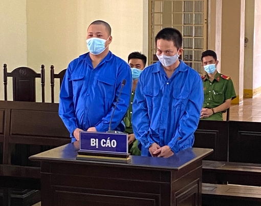 Vào tù vì sử dụng ma túy trong phòng Karaoke