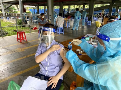 Quỹ vaccine phòng COVID-19 nhận được 8.627 tỷ đồng