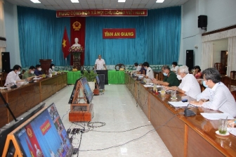 Chủ tịch UBND tỉnh An Giang Nguyễn Thanh Bình chỉ đạo quyết liệt đẩy lùi và khống chế dịch bệnh COVID-19