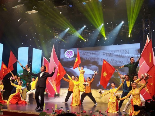 Đập tan luận điệu xuyên tạc, phủ nhận giá trị lịch sử và ý nghĩa thời đại của Cách mạng Tháng Tám năm 1945