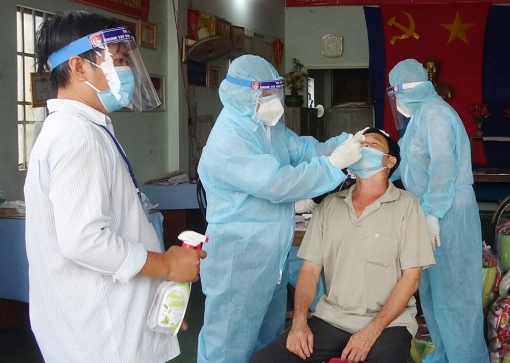Tri Tôn phấn đấu xét nghiệm 100% số hộ toàn huyện
