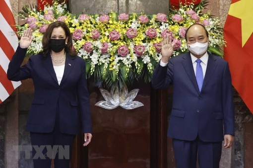 Chủ tịch nước tiếp Phó Tổng thống Hoa Kỳ Kamala Harris