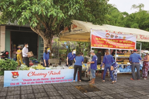 An Giang chăm lo cho người nghèo, chung tay đẩy lùi dịch bệnh