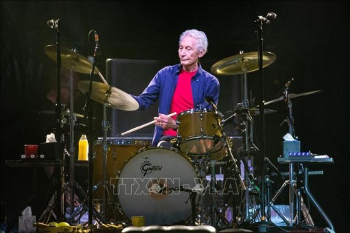 Charlie Watts - 'hòn đá tảng' của ban nhạc huyền thoại The Rolling Stones