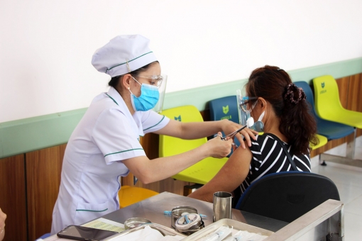 An Giang đề nghị cung cấp khẩn số liệu dân số và số liệu vaccine đã phân bổ trên địa bàn các huyện, thị xã, thành phố