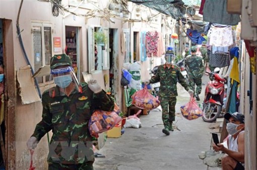 Siết chặt giãn cách xã hội ở Thành phố Hồ Chí Minh: Dồn sức lo an sinh