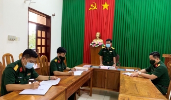Bộ Chỉ huy Quân sự tỉnh An Giang chấm chọn bài dự thi tìm hiểu ngày truyền thống Cục Chính trị Quân khu 9