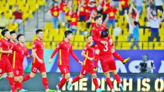 Tuyển Việt Nam thua trong thế thiếu người ở trận ra quân vòng loại cuối World Cup 2022
