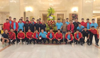 Chủ tịch nước động viên đội tuyển Việt Nam