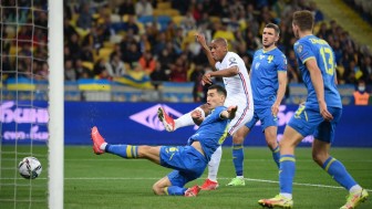 Pháp nhờ đến Anthony Martial để có điểm trước Ukraine