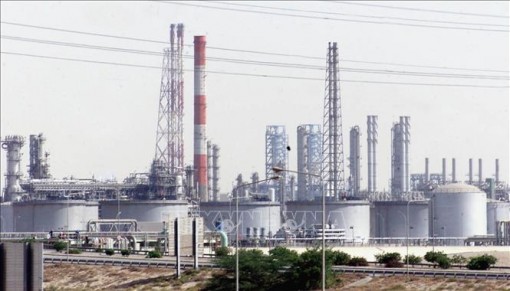 Giá dầu thế giới phiên 6-9 đi xuống sau quyết định giảm giá bán của Saudi Arabia