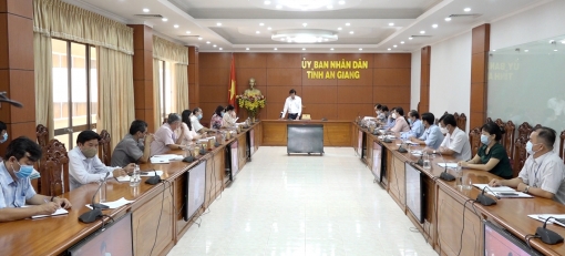 Khẩn trương hỗ trợ người lao động gặp khó khăn do ảnh hưởng dịch bệnh COVID-19 trên tinh thần đúng đối tượng, công khai, minh bạch