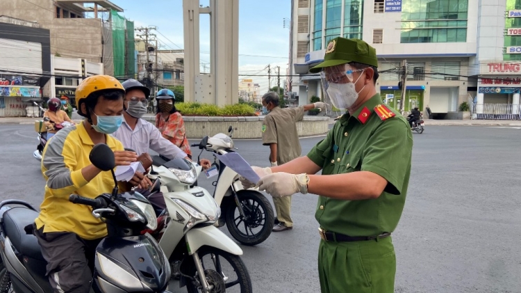 TP. Long Xuyên triển khai 5 chốt kiểm soát cố định từ 12-9