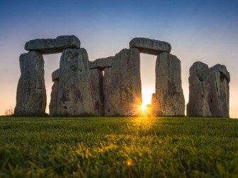 Bảo tồn công trình tượng đài cự thạch Stonehenge ở Anh