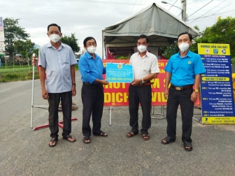 Phú Tân nỗ lực phát triển trong bối cảnh dịch bệnh