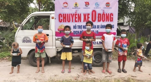 Chăm lo cho trẻ em bị ảnh hưởng dịch COVID-19