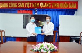 Giám đốc Trung tâm Y tế huyện Châu Phú Phạm Quang Quốc Uy giữ chức Giám đốc Trung tâm Kiểm soát bệnh tật An Giang