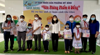 Phường Mỹ Bình ra mắt “Gian hàng văn phòng phẩm 0 đồng”