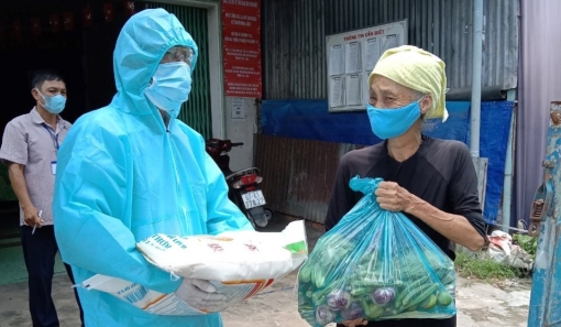 An Giang khẩn cấp điều động nhân sự và thành lập tổ công tác hỗ trợ công tác phòng, chống dịch COVID-19 tại huyện Phú Tân