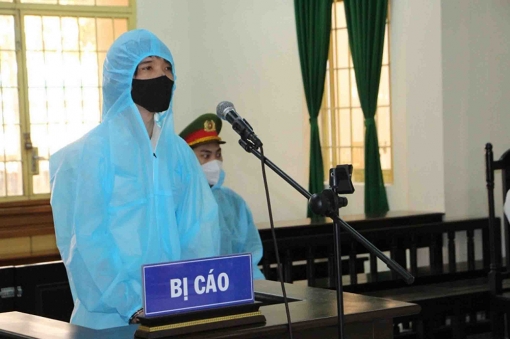 “Hung thần đòi tiêm vaccine mới chịu test nhanh” lãnh án