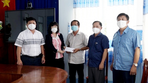 Lãnh đạo huyện Chợ Mới hỗ trợ 2 xã tâm dịch Mỹ Hội Đông và Long Giang