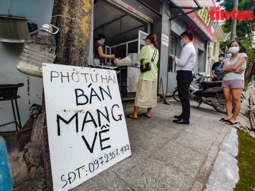 Hà Nội thực hiện Chỉ thị 15 và một số biện pháp cao hơn từ 6 giờ ngày 21-9