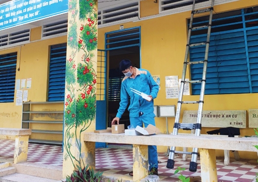 Tập trung phòng dịch trong trường học