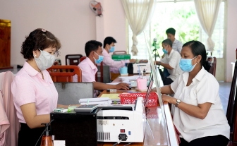 Chi nhánh Ngân hành Chính sách xã hội tỉnh An Giang tạo điều kiện  thuận lợi cho HSSV tiếp cận nguồn vay vốn vay để trang trải chi phí học tập