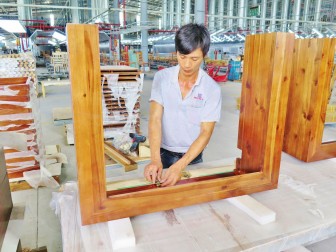 Ngành gỗ quyết tâm sớm phục hồi sản xuất, xuất khẩu