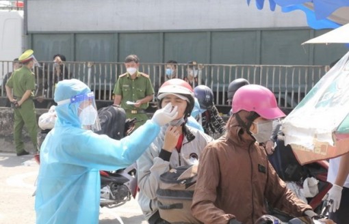 Bộ Tài chính phản hồi đưa sản phẩm test nhanh COVID-19 vào bình ổn giá