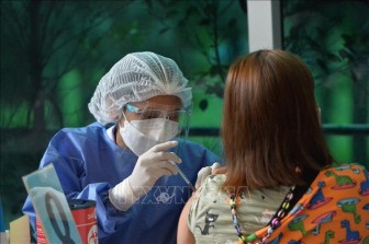 Thái Lan bắt đầu tiêm vaccine ngừa COVID-19 cho trẻ em từ 12 tuổi